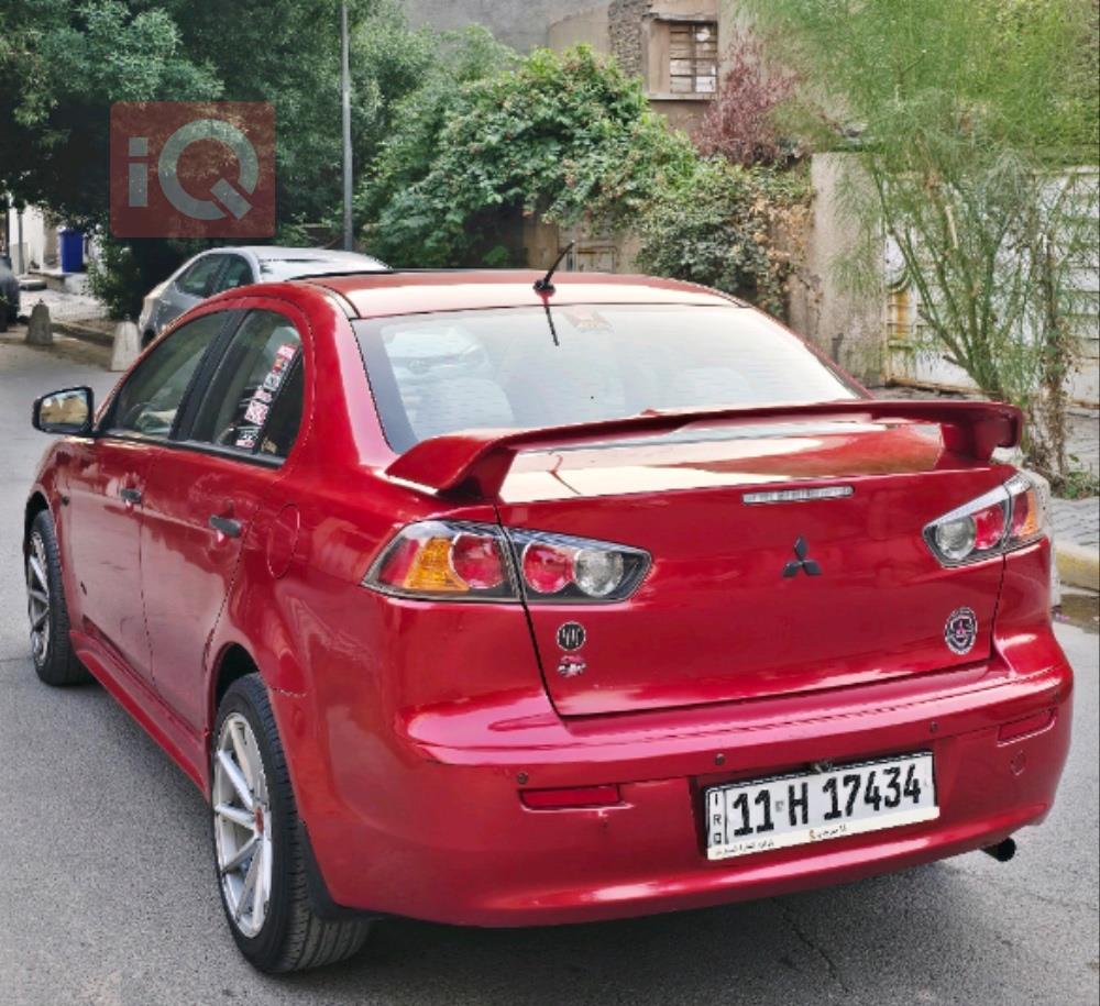 میتسوبیشی لانسەر EX